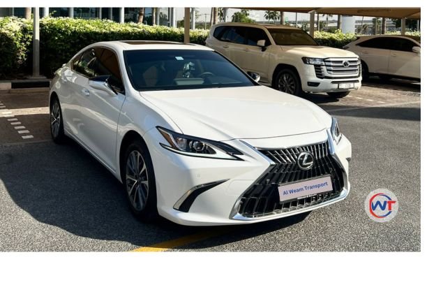 Lexus Sedan Lexus White Front